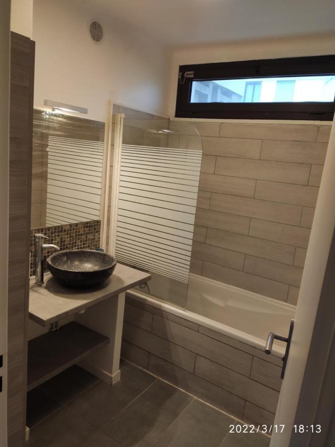 Les Tamaris Apartman Arles Kültér fotó